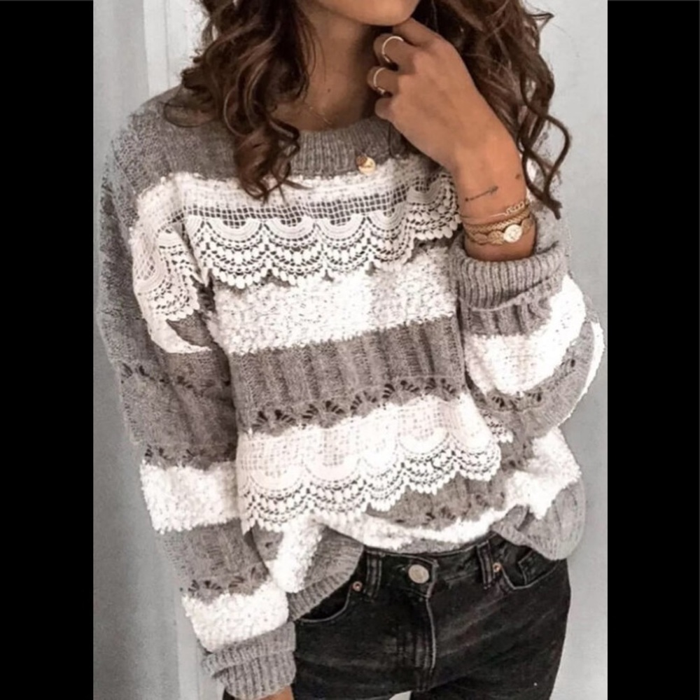 Rare Vintage Style Striped Patchwork Lace Designs Gray & White Ribbed Sweater